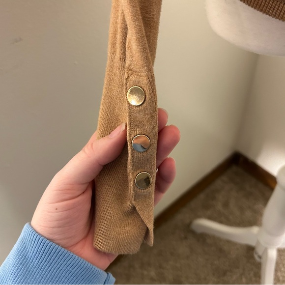 ZARA Camel Brown Turtleneck Knit Sweater Snap Button Sleeves Size S - Picture 3 of 5